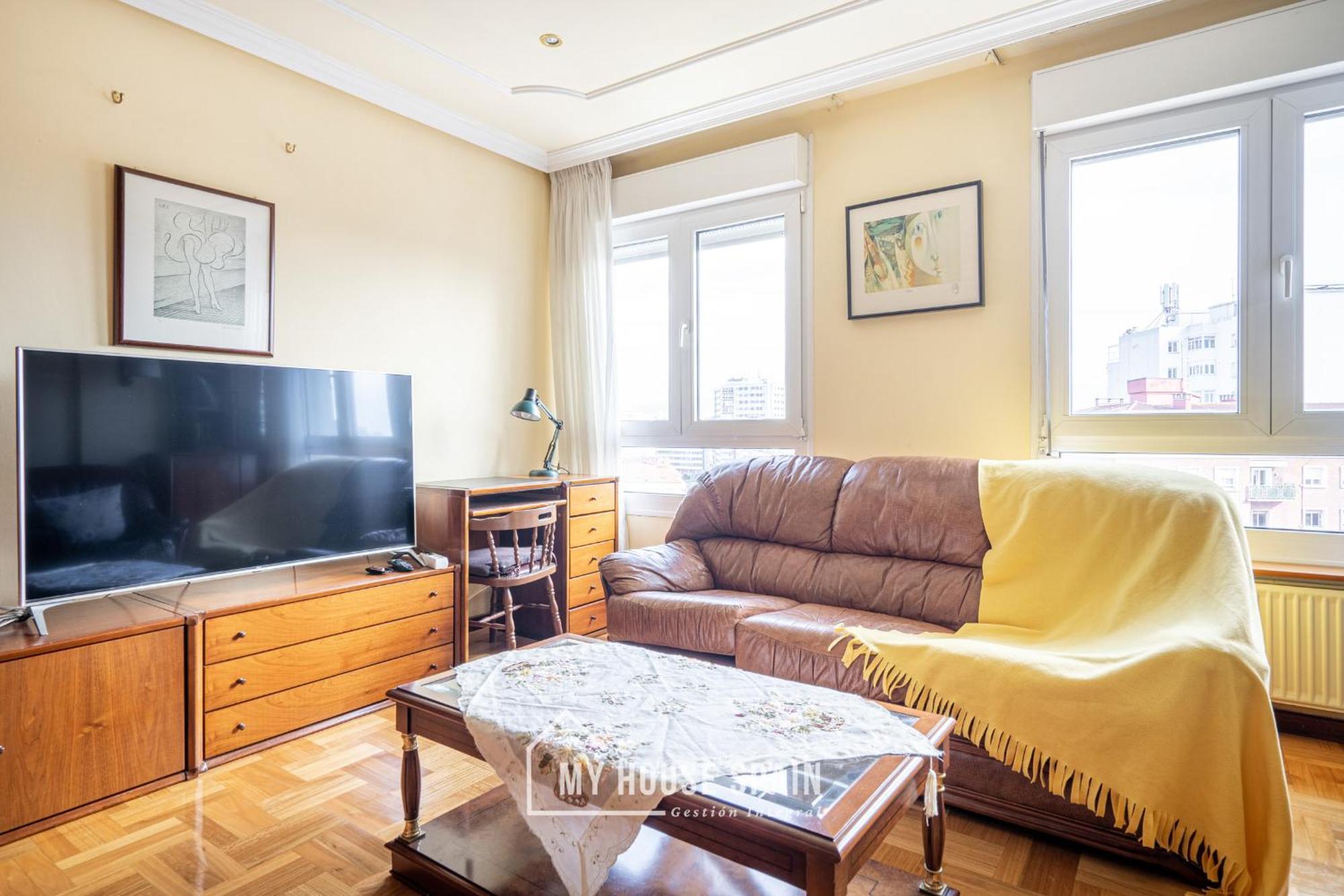 Myhousespain - Amplio Apartamento Con Vistas En Pleno Centro 希洪 外观 照片