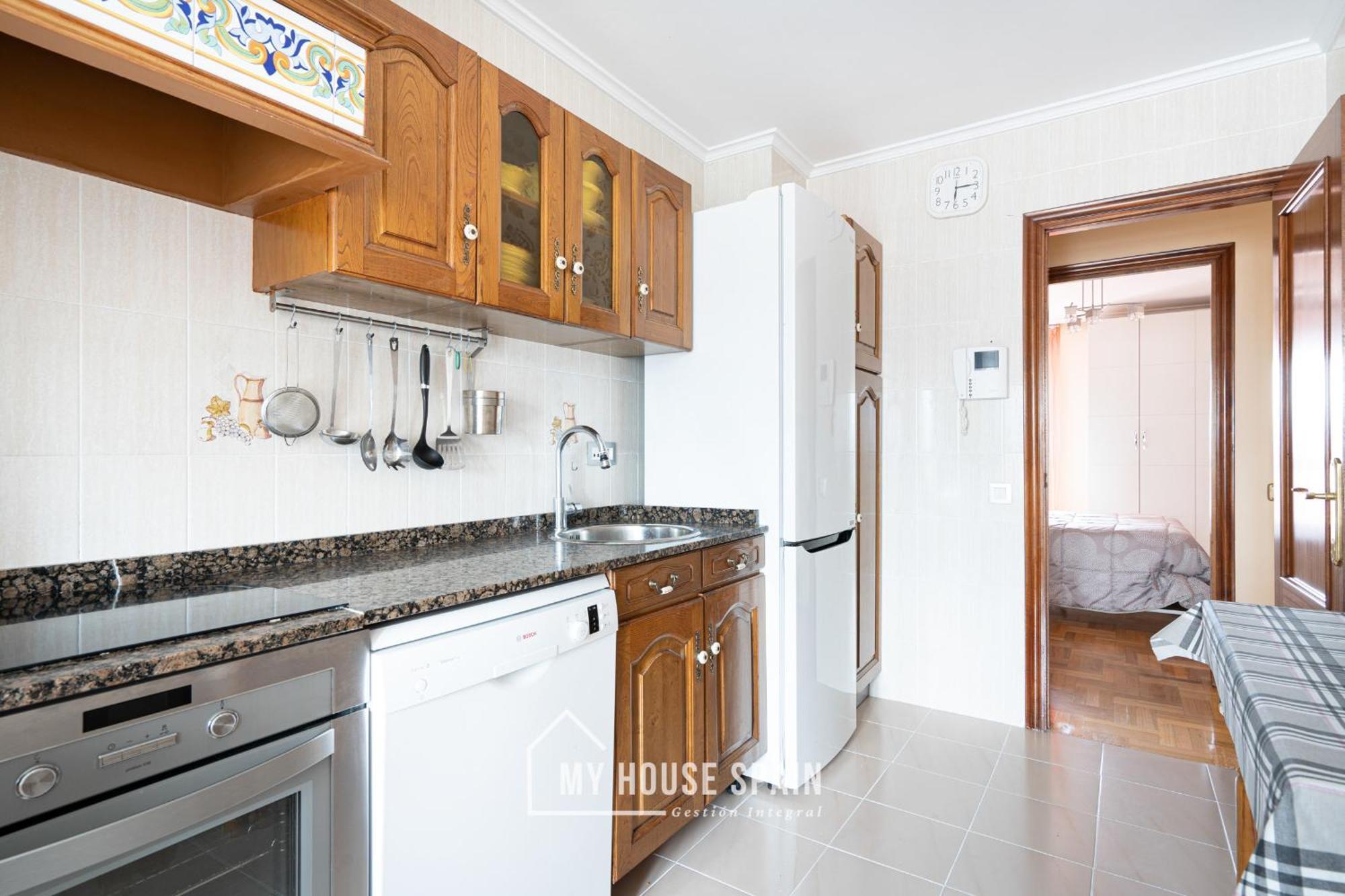 Myhousespain - Amplio Apartamento Con Vistas En Pleno Centro 希洪 外观 照片