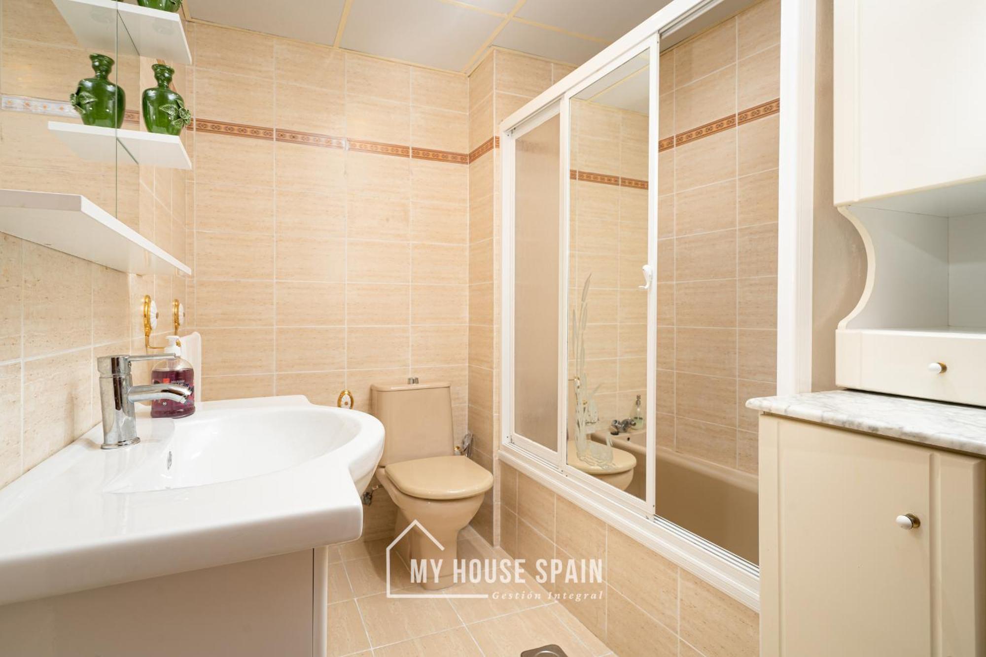 Myhousespain - Amplio Apartamento Con Vistas En Pleno Centro 希洪 外观 照片