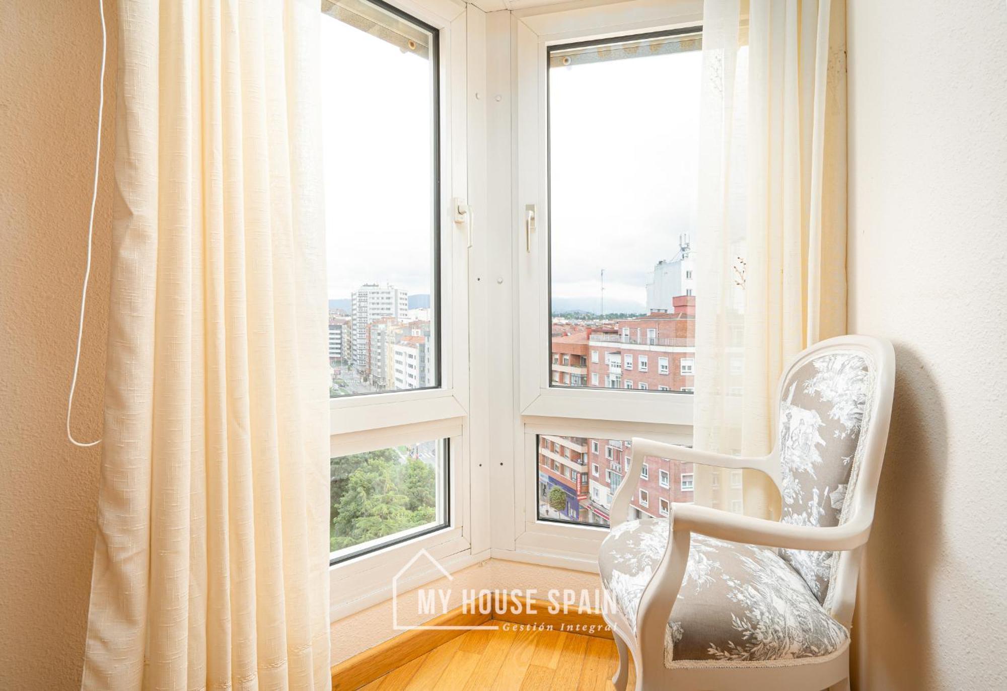 Myhousespain - Amplio Apartamento Con Vistas En Pleno Centro 希洪 外观 照片